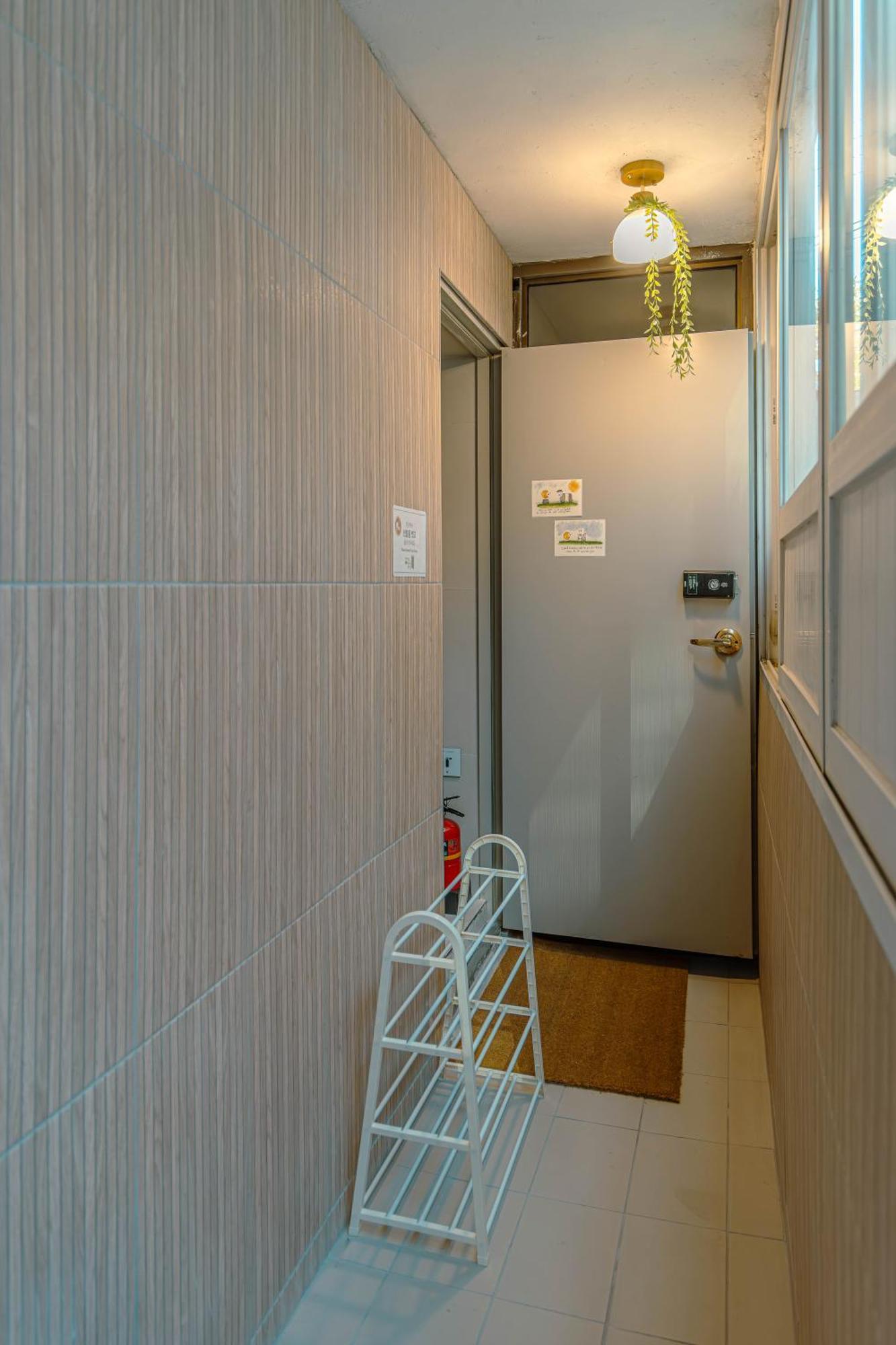 Hotel Marie'S House 102 Hongdae Seoul Exterior foto